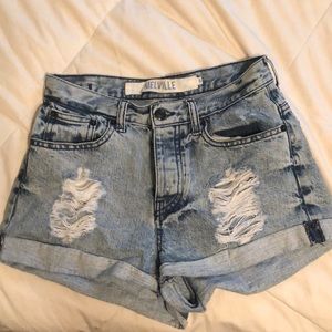 Brandy Melville high waisted brand new shorts